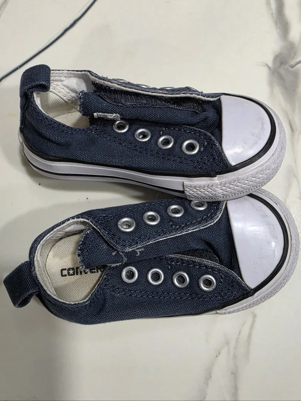 Converse Kids Canvas Slip-On Sneakers in Navy Blue - Size 5